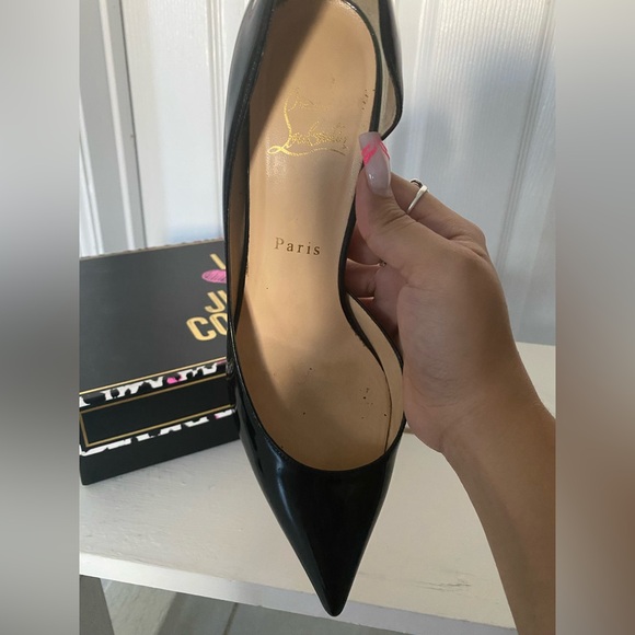 ❤️‍🔥SOLD❤️‍🔥 Christian Louboutin Elegant Black Heels - Picture 10 of 10